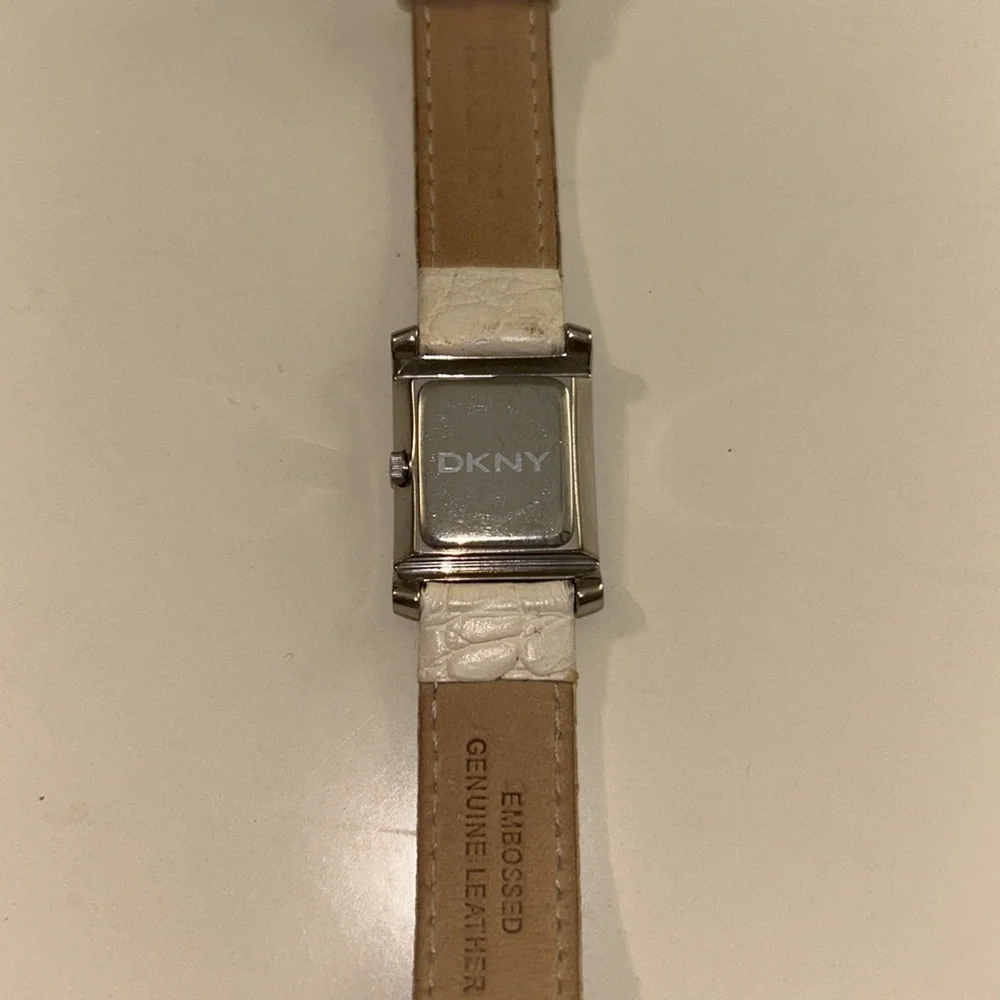 DKNY Watch - Picture 2 of 4